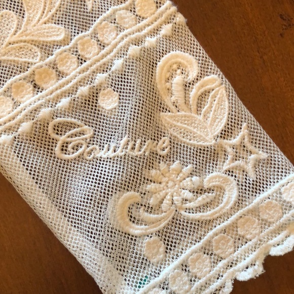 Juicy Couture Lace Dress Vintage Fully Embroidered Ivory Cream Crowns Sz 8 - Picture 3 of 12